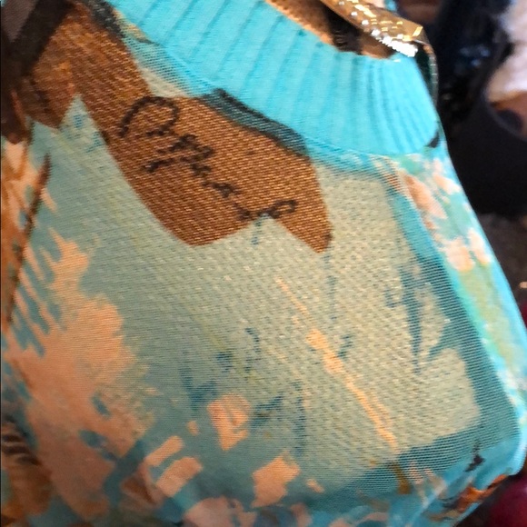 Top - Picture 7 of 11